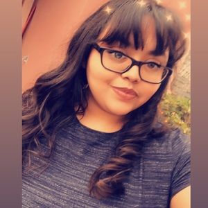 Meet your Posher, Alexandra